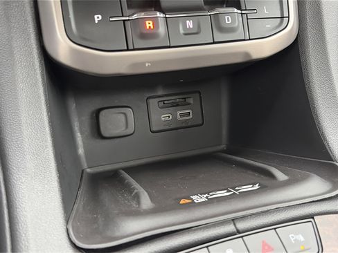 Used 2020 GMC Acadia Denali w/ Denali Ultimate Package AWD/4WD image 35