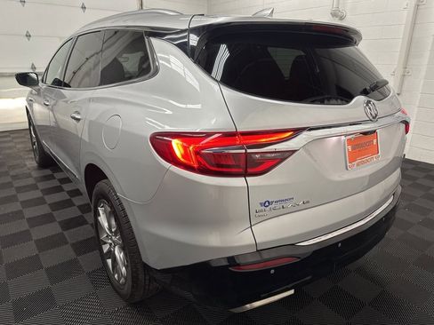 Used 2022 Buick Enclave Premium image 7