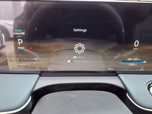 New 2026 Nissan Leaf SV+ w/ Floor Mat Package (SV+) FWD image 18