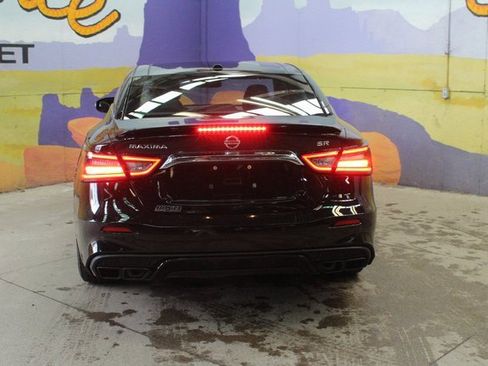 Used 2020 Nissan Maxima SR image 7