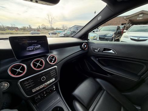 Used 2019 Mercedes-Benz GLA 250 4MATIC image 20
