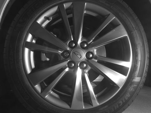 Certified 2020 Cadillac XT6 Premium Luxury image 12