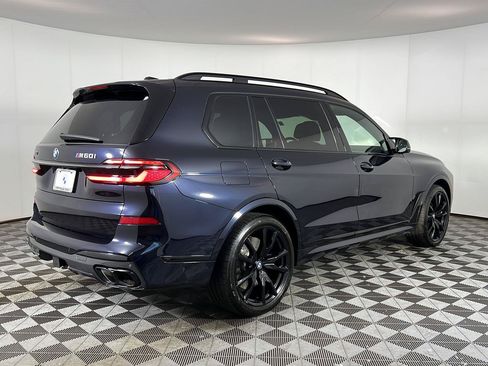 Certified 2025 BMW X7 M60i AWD/4WD image 5