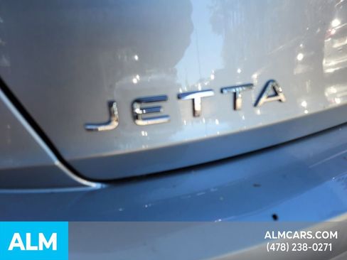 Used 2024 Volkswagen Jetta S image 8