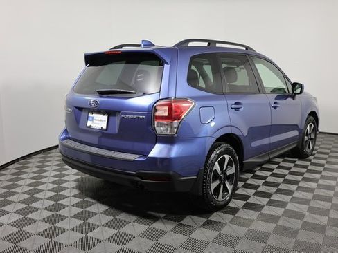 Used 2018 Subaru Forester 2.5i Premium w/ All-Weather Package image 5