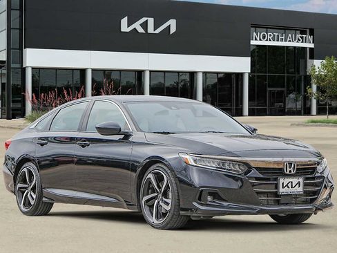 Used 2021 Honda Accord Sport image 8