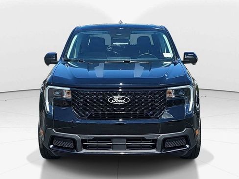 Used 2025 Ford Maverick Lariat w/ Black Appearance Package image 8