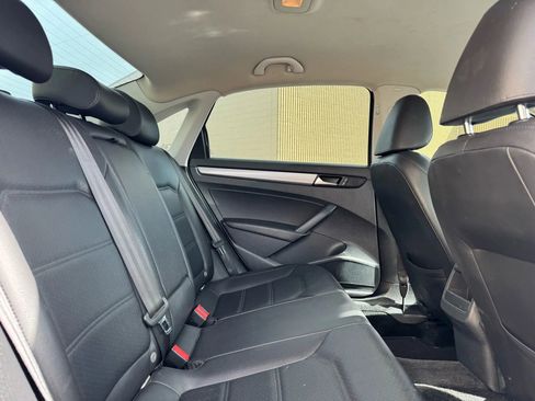Used 2015 Volkswagen Passat 1.8T Limited Edition image 30