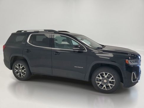 Used 2023 GMC Acadia SLT AWD/4WD image 4