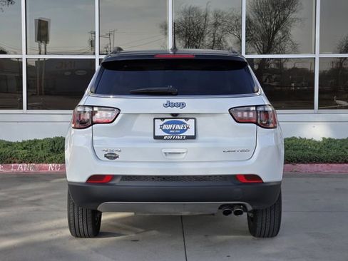 Used 2022 Jeep Compass Limited w/ Sun and Sound Group image 6