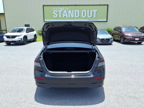 Used 2025 Honda Accord Sport image 23