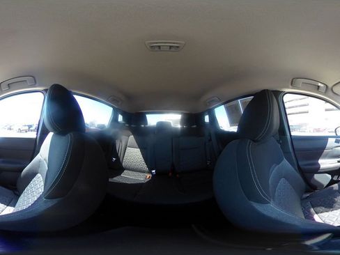 Used 2025 Nissan Kicks SV image 40