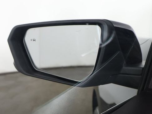 Used 2024 Chevrolet Equinox LT image 34