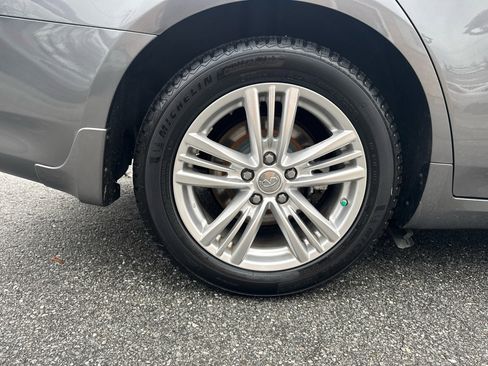 Used 2013 INFINITI G37 x Sedan w/ Premium Pkg image 19