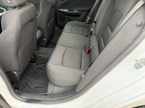 Used 2023 Chevrolet Malibu RS w/ LPO, Floor Liner Package FWD image 21