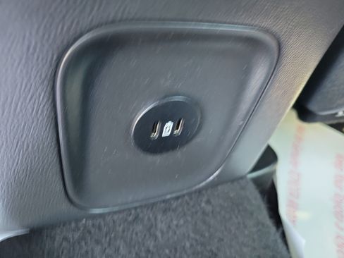 Used 2025 Ford Escape ST-Line Select AWD/4WD image 13