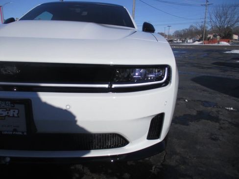Used 2024 Dodge Charger Daytona Scat Pack w/ Plus Group image 14