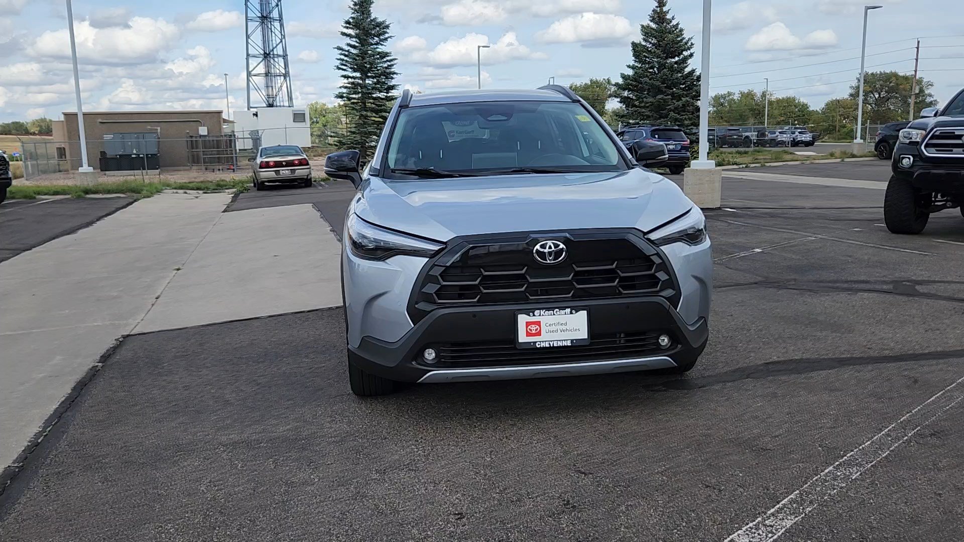 Certified 2026 Toyota Corolla Cross XLE AWD/4WD image 4