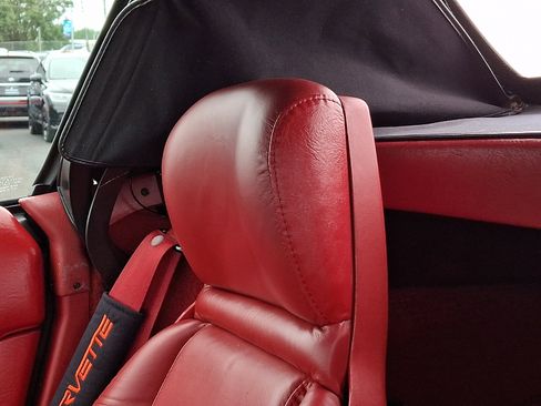 Used 1991 Chevrolet Corvette Convertible RWD image 13