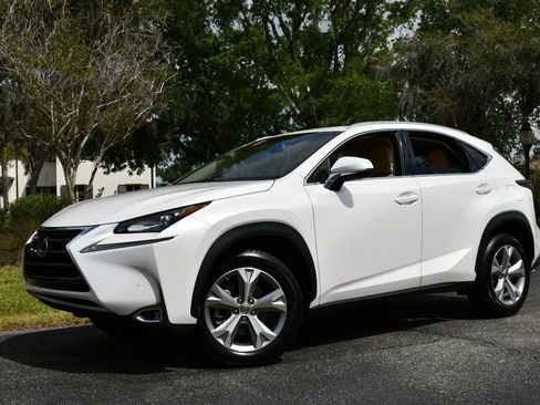 Used 2017 Lexus NX 200t FWD w/ Premium Package image 2
