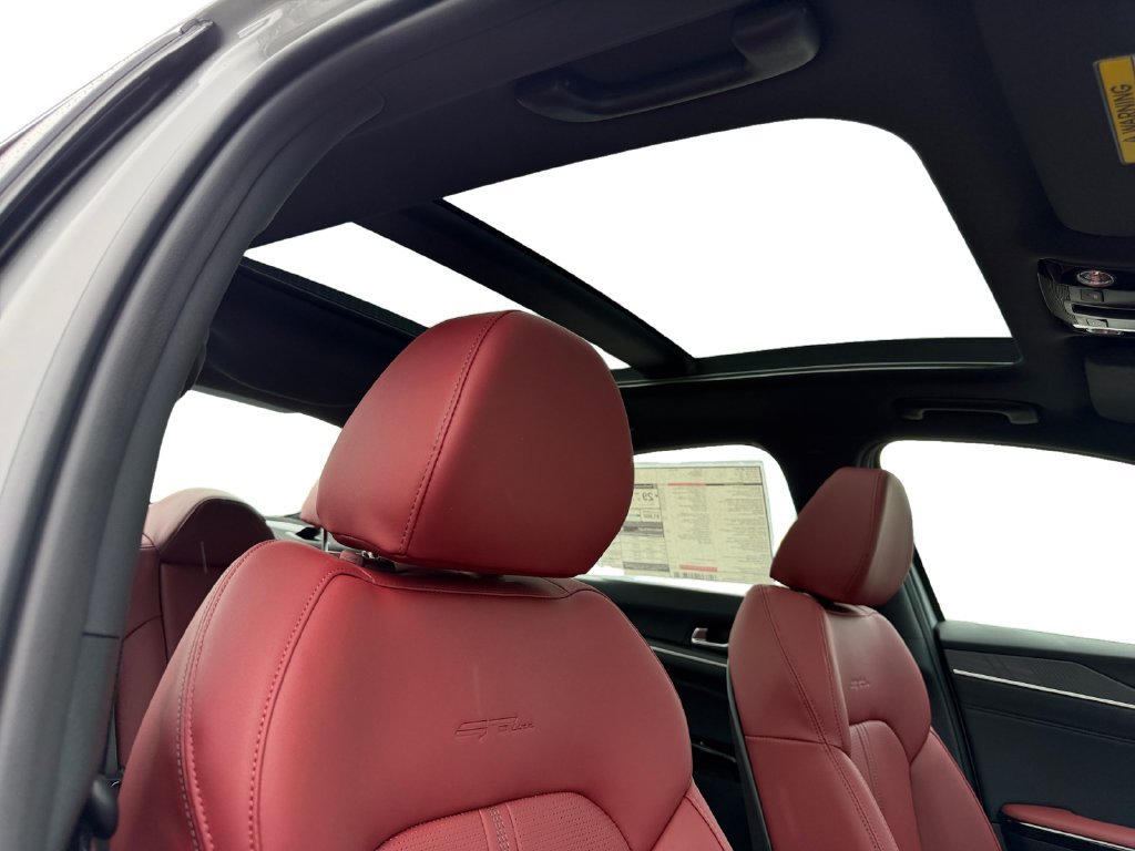 New 2027 Kia K5 GT-Line FWD image 5