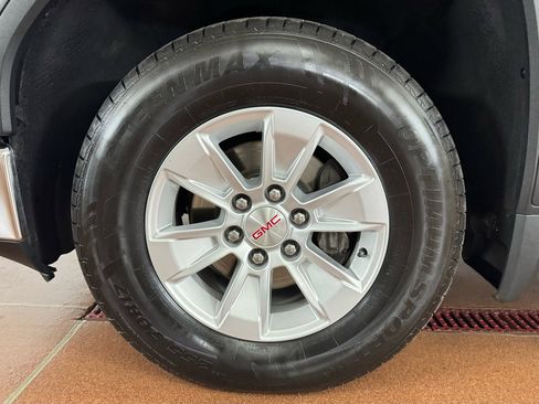 Used 2021 GMC Sierra 1500 SLE image 9