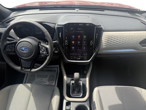 Used 2025 Subaru Forester Premium image 14