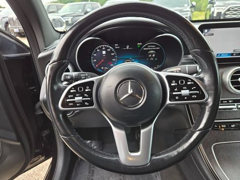 Used 2022 Mercedes-Benz GLC 300 4MATIC image 19
