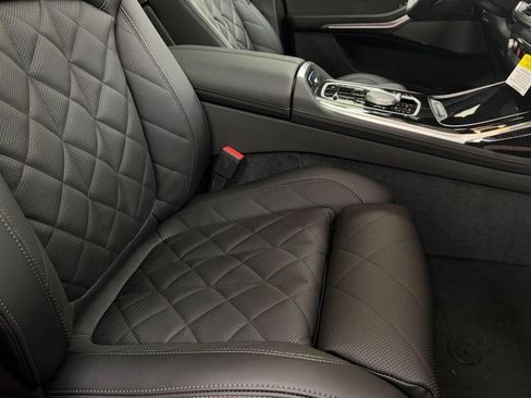 New 2026 BMW X7 xDrive40i image 27