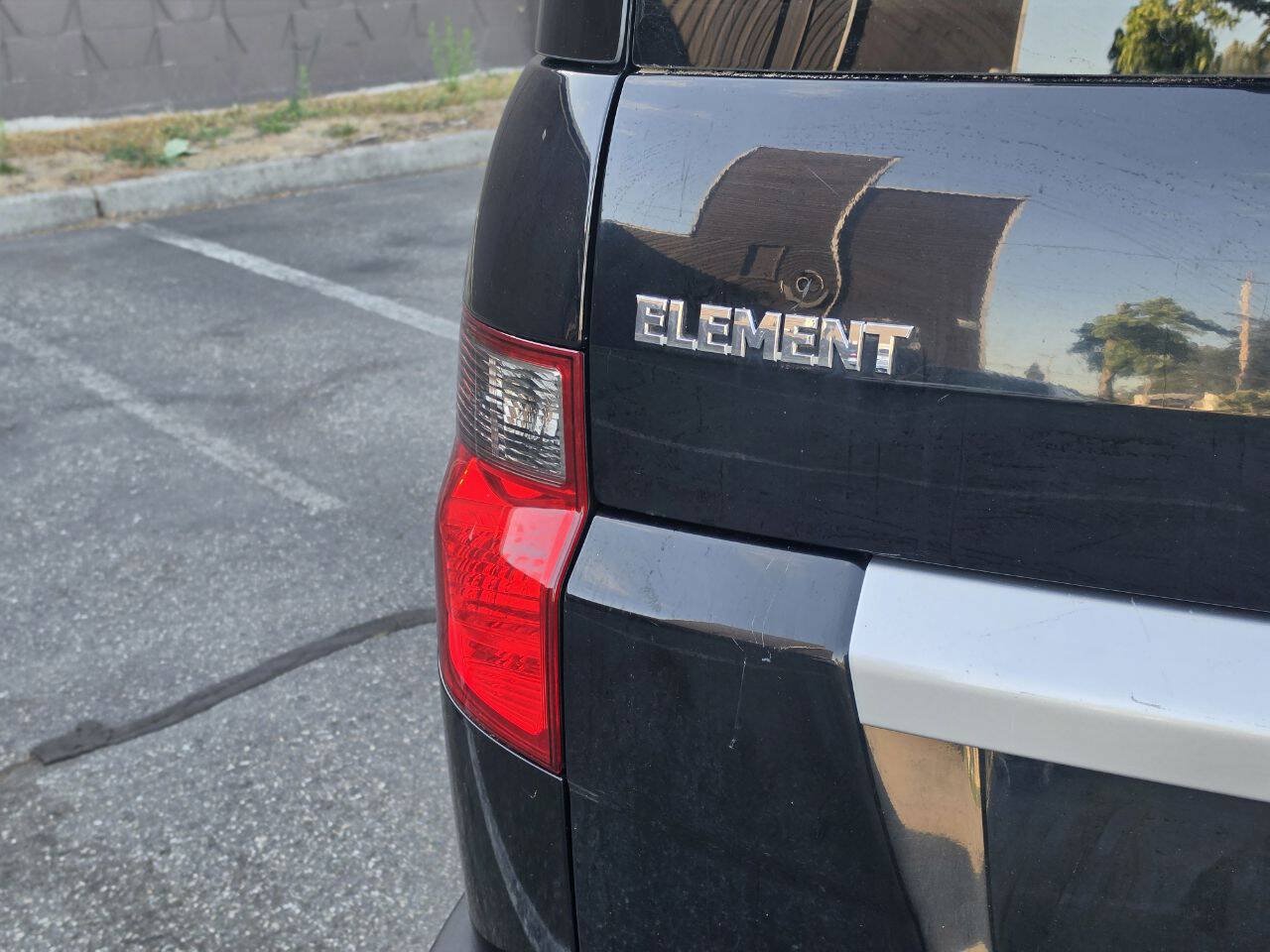 Used 2011 Honda Element EX image 13