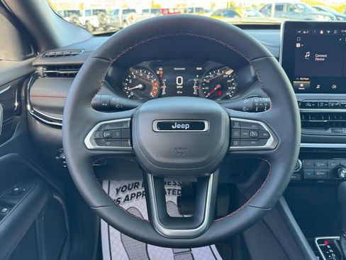 New 2026 Jeep Compass Trailhawk image 15