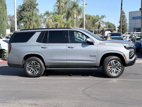 Used 2025 Chevrolet Tahoe Z71 w/ Z71 Off-Road Package AWD/4WD image 4