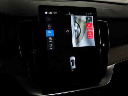 New 2025 Volvo XC90 T8 Plus w/ Protection Package Premier image 26