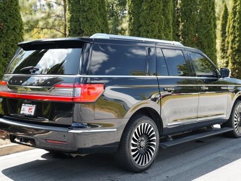 Used 2020 Lincoln Navigator L Black Label AWD/4WD image 13