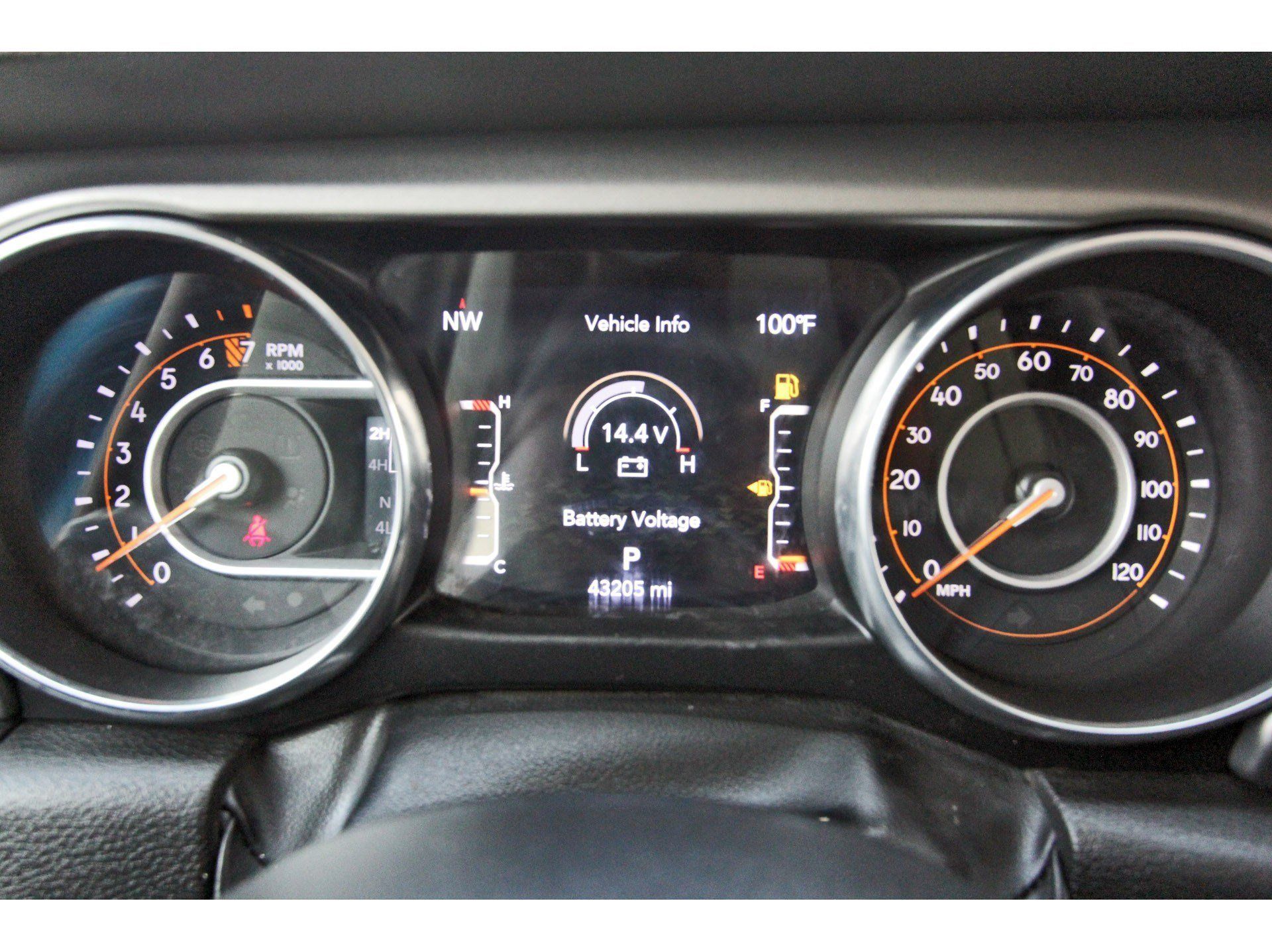 Used 2023 Jeep Gladiator Sport AWD/4WD image 16