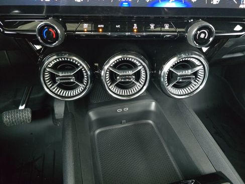 New 2026 Chevrolet Blazer EV LT image 16