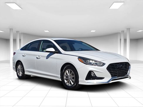 Used 2018 Hyundai Sonata ECO image 1