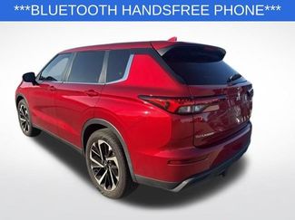 Used 2022 Mitsubishi Outlander ES FWD video 3