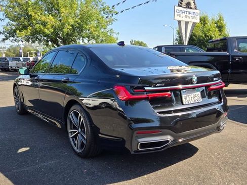 Used 2021 BMW 750i xDrive w/ Autobahn Package AWD/4WD image 6