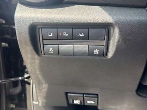 Used 2025 Nissan Versa S w/ S Plus Package FWD image 20