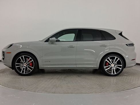 Certified 2026 Porsche Cayenne GTS image 2