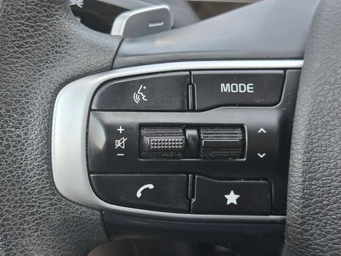 Used 2025 Kia Sportage LX FWD image 27