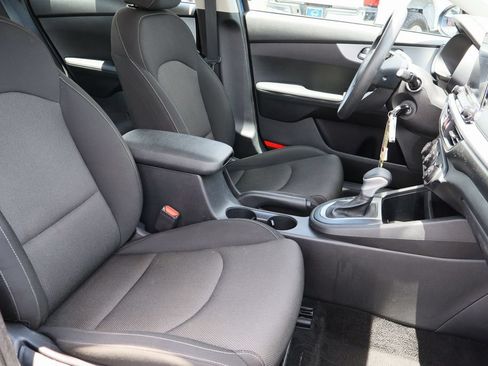Used 2023 Kia Forte LXS FWD image 26