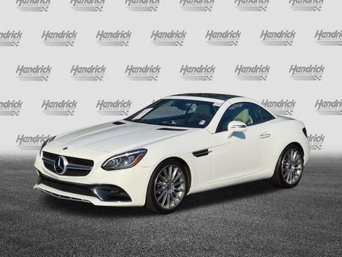 Used 2017 Mercedes-Benz SLC 300 image 5