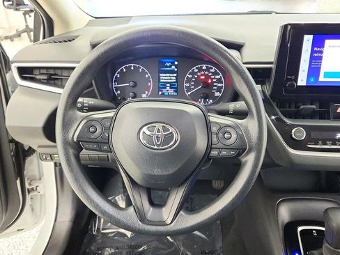 Used 2024 Toyota Corolla LE w/ LE Convenience Package FWD image 24
