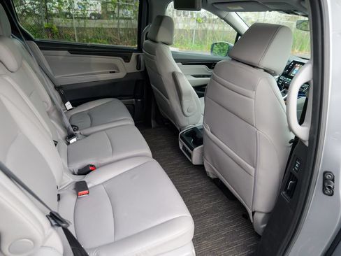 Used 2023 Honda Odyssey Touring image 29