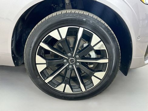 Used 2026 Volvo XC60 B5 Plus w/ Protection Package Premier AWD/4WD image 10