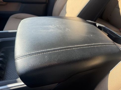 Used 2019 RAM 1500 Big Horn image 29