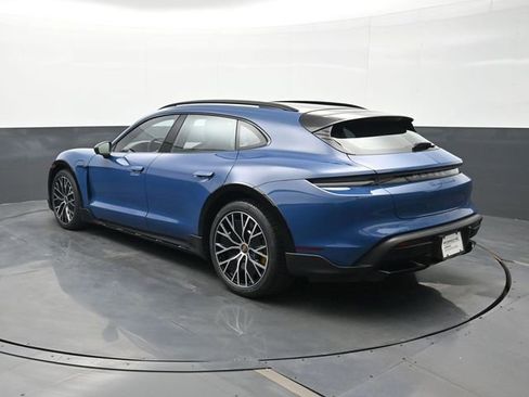 Certified 2022 Porsche Taycan Turbo S w/ Premium Package AWD/4WD image 3