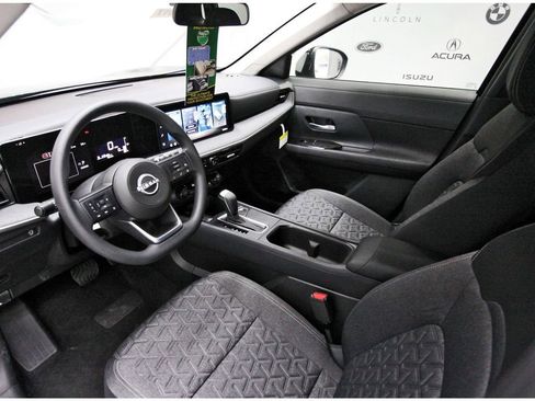New 2026 Nissan Kicks SV FWD image 12